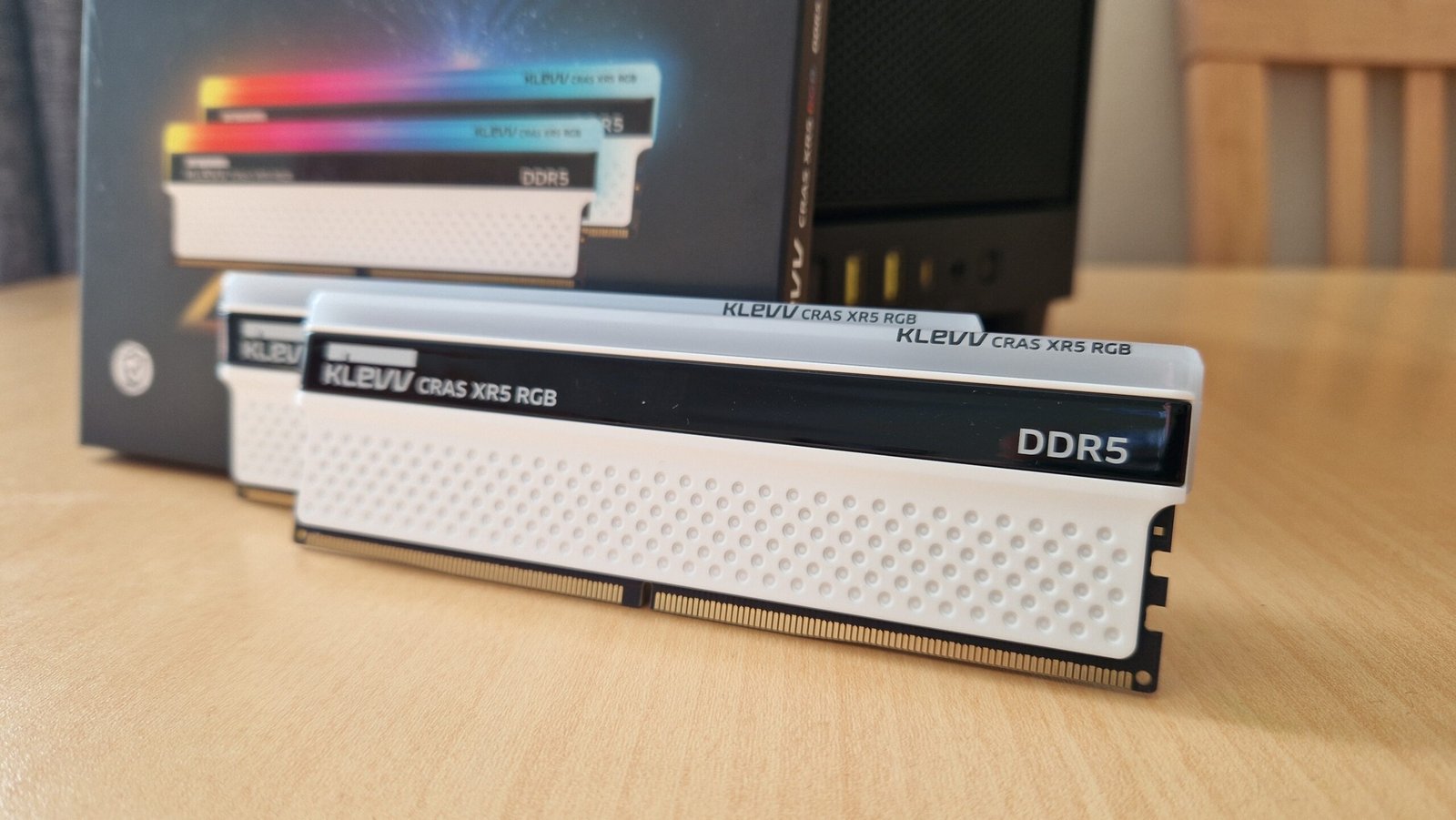 Klevv Cras XR5 RGB DDR5 RAM chassis up close 
