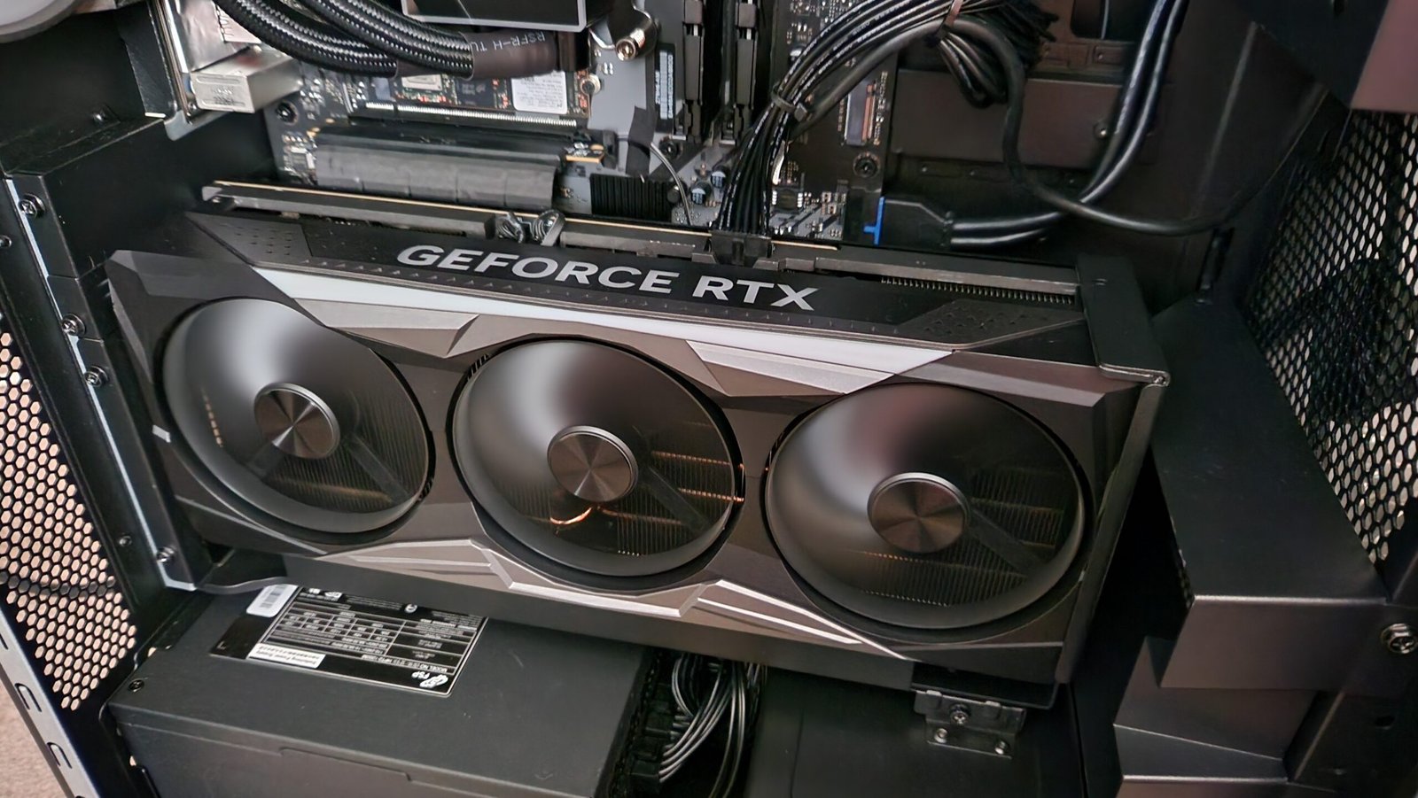Acer Predator Orion 7000's Nvidia GeForce RTX 4090 graphics card