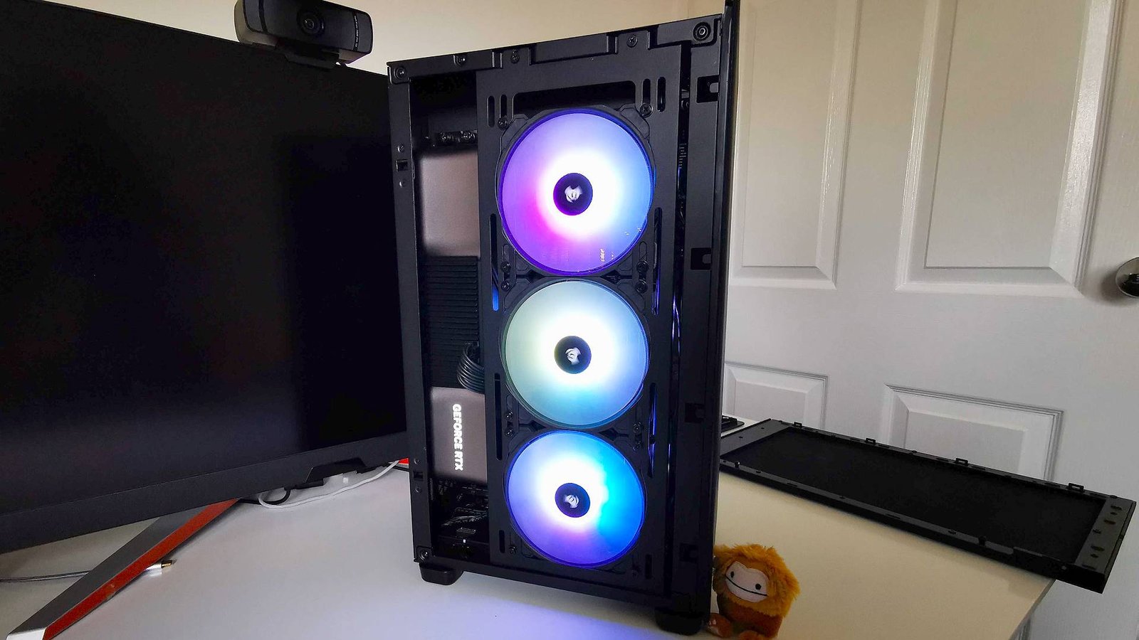 Origin Chronos V3 PC with side panel open