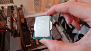 Intel Core i7-13700K : vaut-il vraiment son prix face au i5 ?