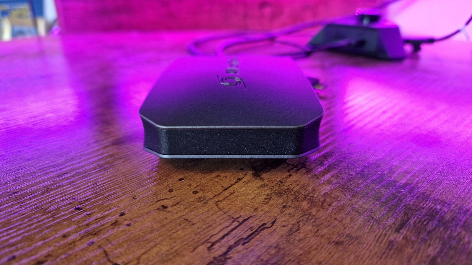 AverMedia Live Gamer Ultra 2.1 from the side