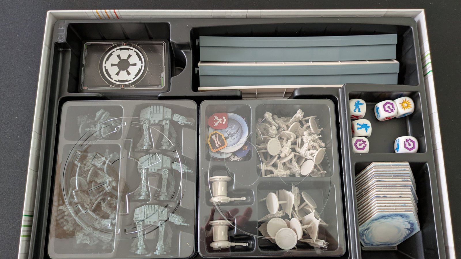 Star Wars Battle of Hoth box contents