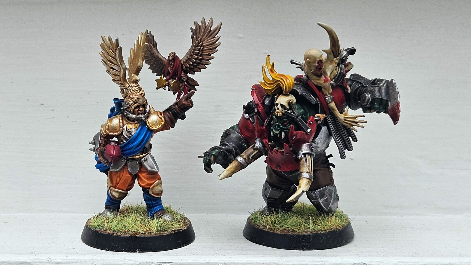 Blood Bowl Star players Griff Oberwald and Varag Ghoul-Chewer from the Blood Bowl Second Season Edition boxed set.