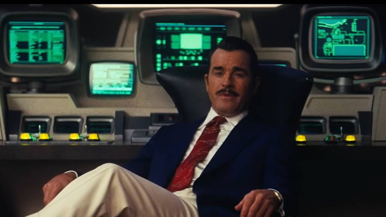 Justin Theroux as Mr. House in Fallout season 2