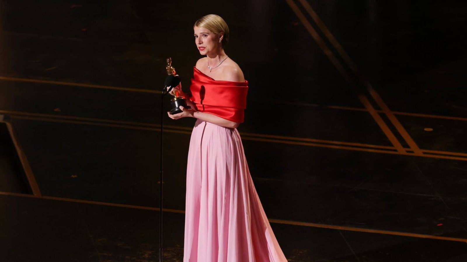 Oscars 2026 : Jessie Buckley sacrée meilleure actrice