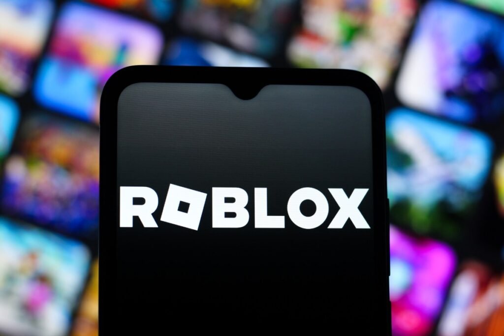 Roblox segmente ses comptes par âge pour sécuriser les mineurs