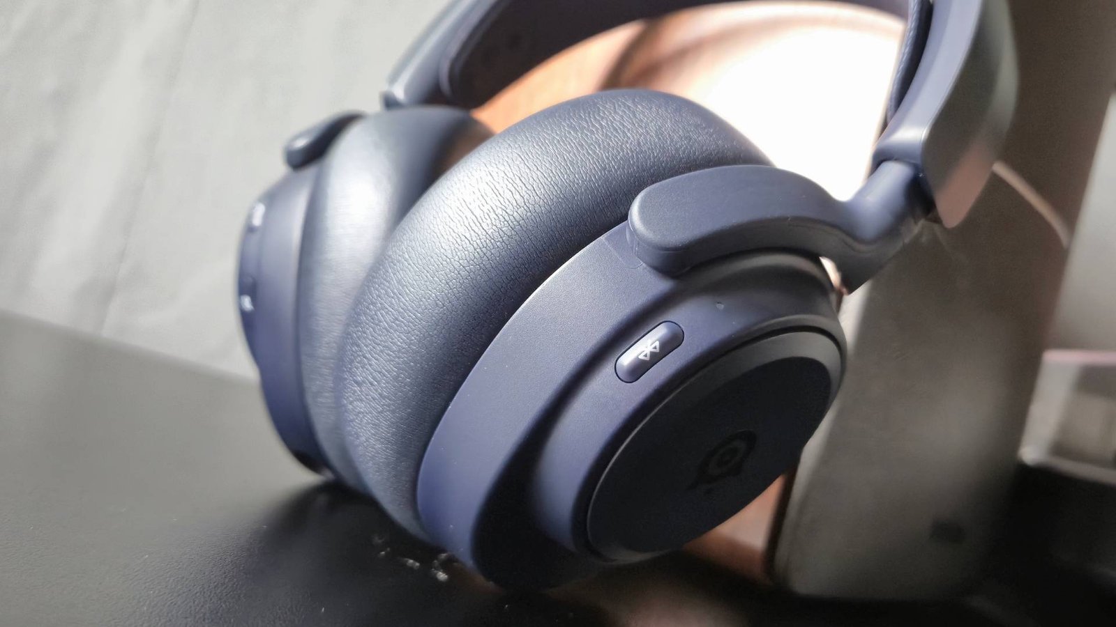 Up of the earcups of the SteelSeries Arctis Nova Pro Omni headset.
