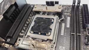 Noctua révolutionne le refroidissement CPU avec le Carbice