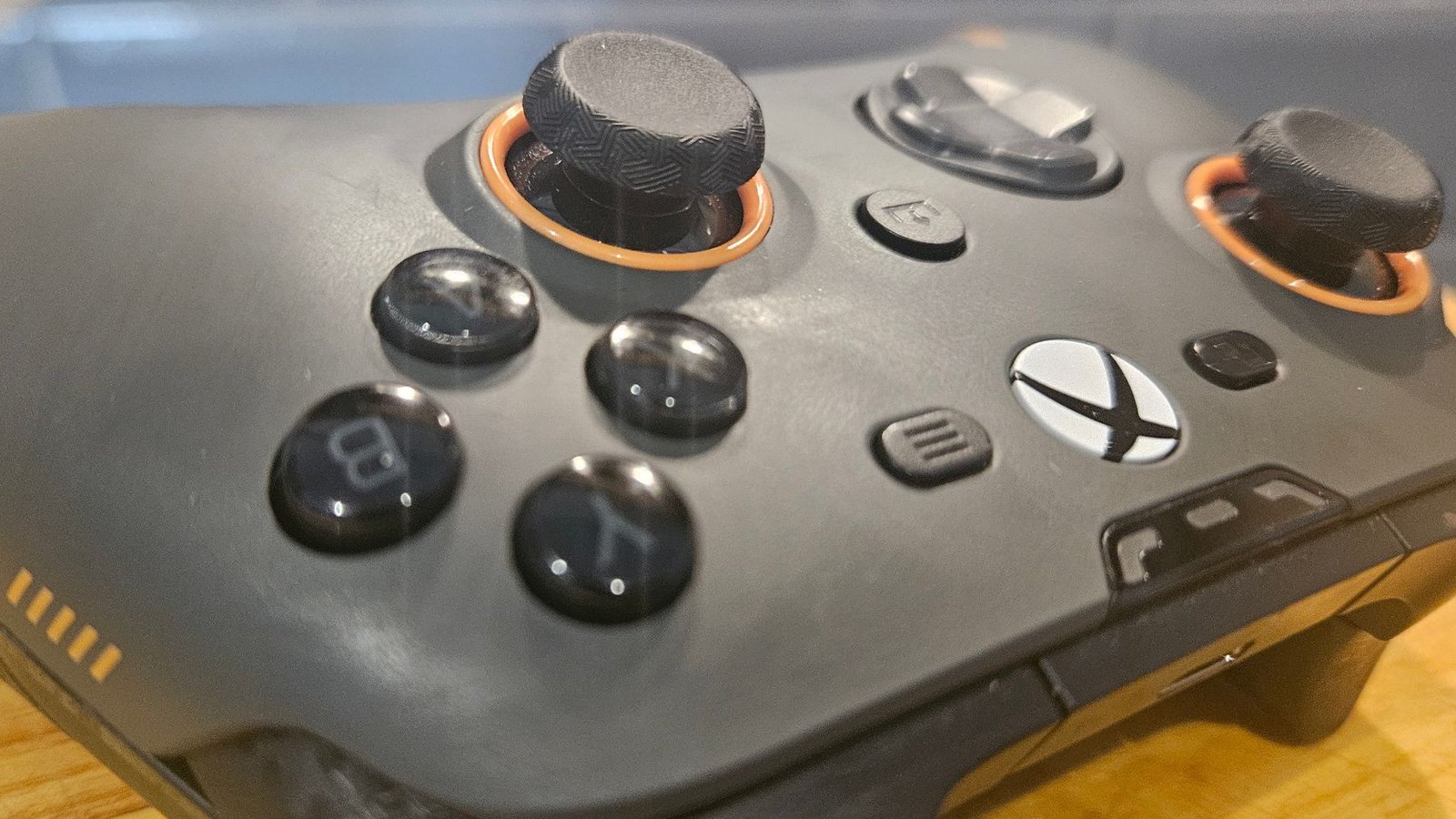 Manette Scuf Valor Pro : prix plancher pour le Prime Day